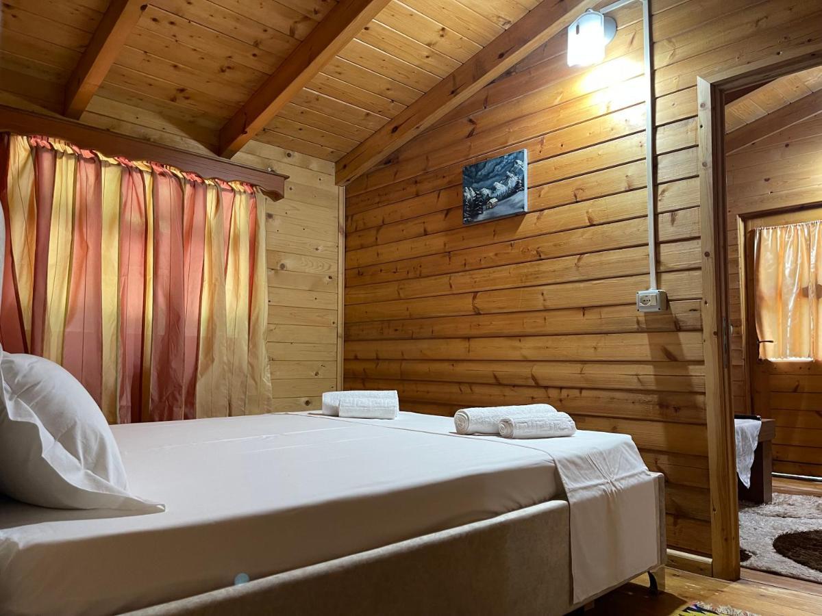 Uji I Panjes Llogara Villa Vlorë Eksteriør billede